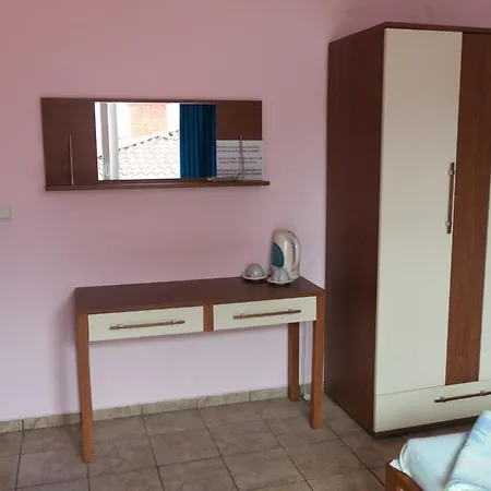Гостевой дом Sea House *